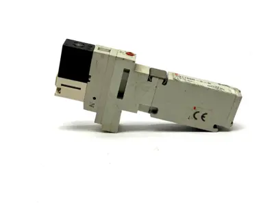 VQ1100N-5-Q | SMC  Solenoid Valve - Used