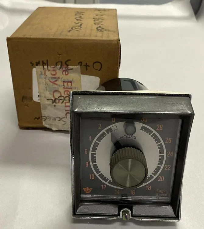 Used EAGLE SIGNAL HP510A601 Timers | Surplus Asset Holdings #1226950