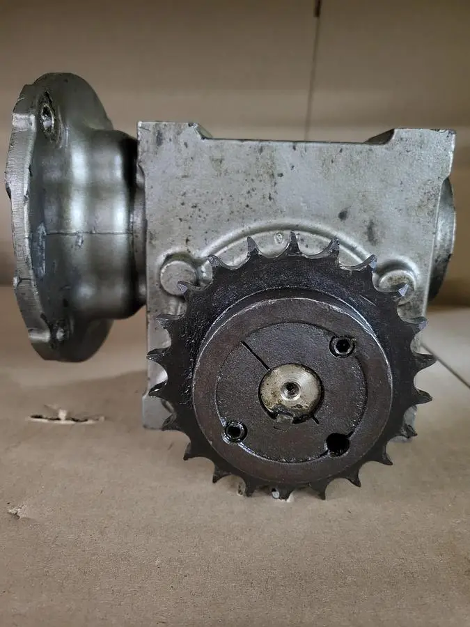 Used TIGEAR 2 TIGEAR-2 RIGHT ANGLE WORM GEAR REDUCER 20QZ50R56 RATIO 50:1 Speed Reducers | ND Industrial Surplus #1225379