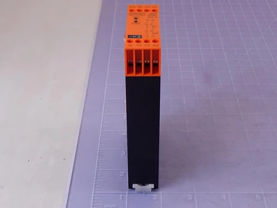 Used SAFEMASTER _UNKNOWN_ Relays & Switches | OCO Industrial #1691472