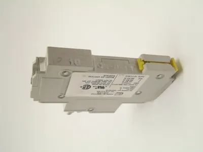 QZ-1-13-D-2-10A QZD18210 | CBI Electric QZ-1-13-D-2-10A Circuit Breaker - Used