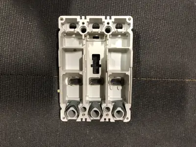 USED CUTLER-HAMMER MHDF3