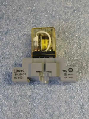 USED IDEC RH2B-U