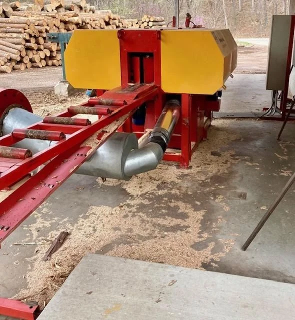 Used WOODLANDIA LOG RIPPER 200XP Sawmill Bandsaws Minnesota US | L & L Sales #930107