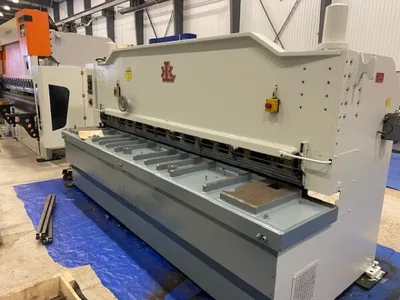 HELMUT LOTZE 10 FT X 3/8" Sheet Metal Shears | FERRIC Machinery, Inc. (2)
