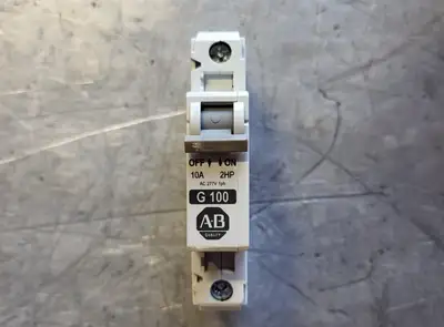NEW ALLEN-BRADLEY 1492-CB1G100