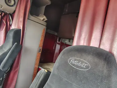 Used 2013 PETERBILT 587 Conventional trucks Michigan US | Proxy Equipment #1426103