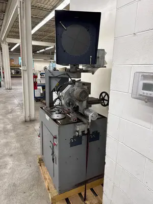 Used GENERAL INDUSTRIAL DIAMOND CO 252 Wheel Dressing Machines Illinois US | Aucto #1512027