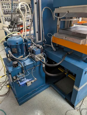 2000 WABASH G75H-18-18-BX Heated Platen Press and Laminating Press | Kempler Machinery (6)