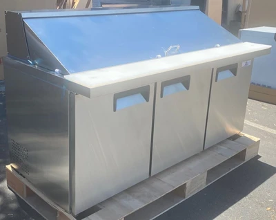 171-0258 Mega Top Self Contained Sandwich Prep Table Cooler
