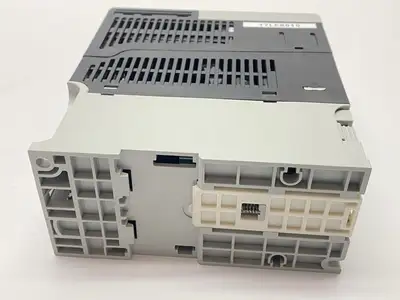 USED ALLEN-BRADLEY SER A POWERFLEX 525 AC DRIVE 2.3A 0-460V 0.75KW/1HP