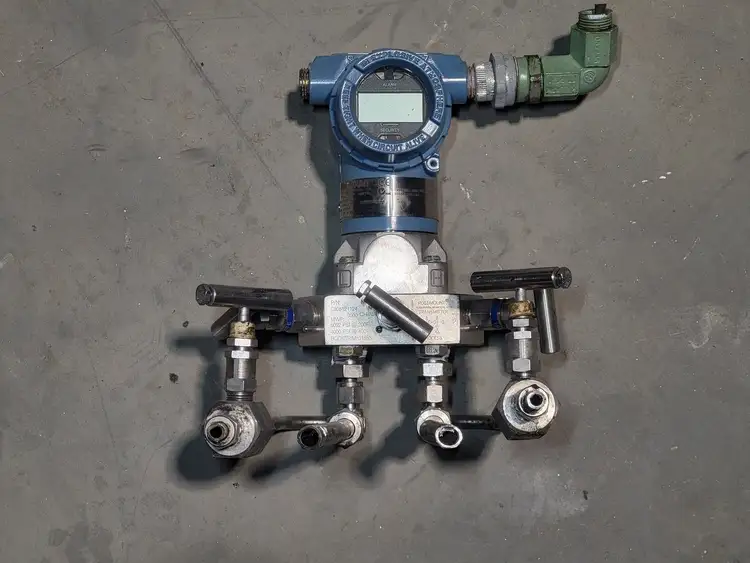Used ROSEMOUNT 3051CD2A02A1AS5M5C6 Misc Electrical & Power Parts British Columbia CA | Lenmark #415366