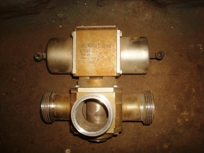 Worcester 50Mm 3 Way Pneumatic S/S Valve
