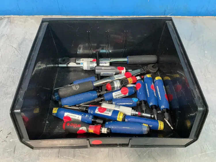 Used _UNKNOWN_ _UNKNOWN_ Screw Drivers Ohio US | HGR 24 #1335380