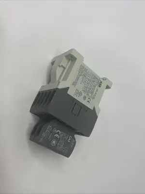 Used ABB 3-Phase Motor Contactor 24VDC 3-Pole PLC Contactors Michigan US | Maverick Industrial Sales #1392680