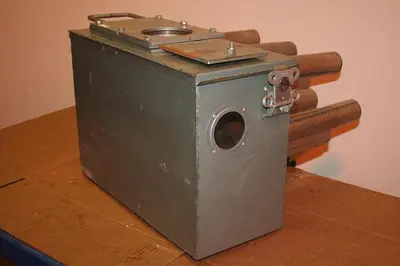 USED METAL FABRICATOR DIST548