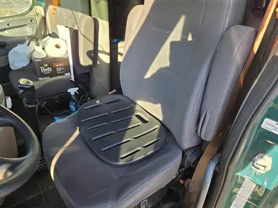 USED 2012 FREIGHTLINER CASCADIA 125
