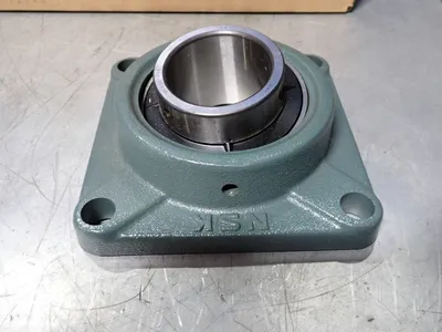 NEW NSK UC212206