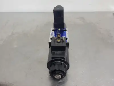 NEW YUKEN DSG-01-3C3-D12-N-60905