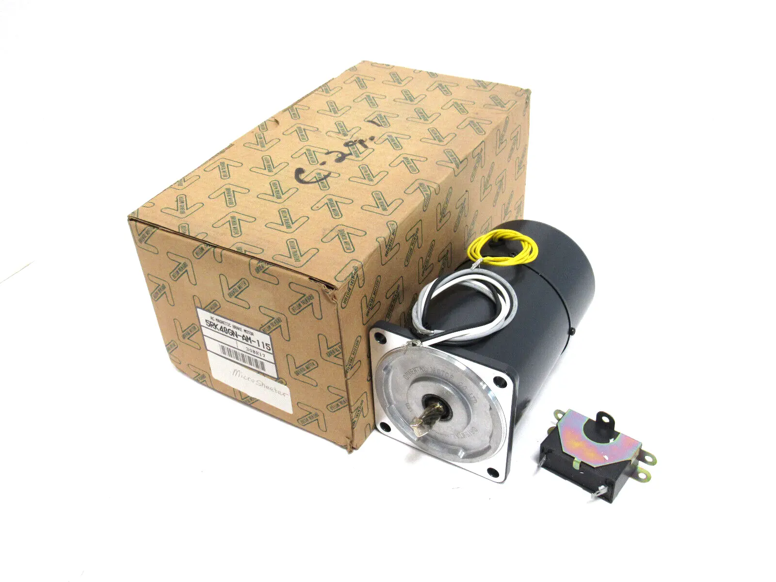 NEW ORIENTAL 5RK40GN-AM-115 AC MAGNETIC BRAKE MOTOR 115V 5RK40GNAM115