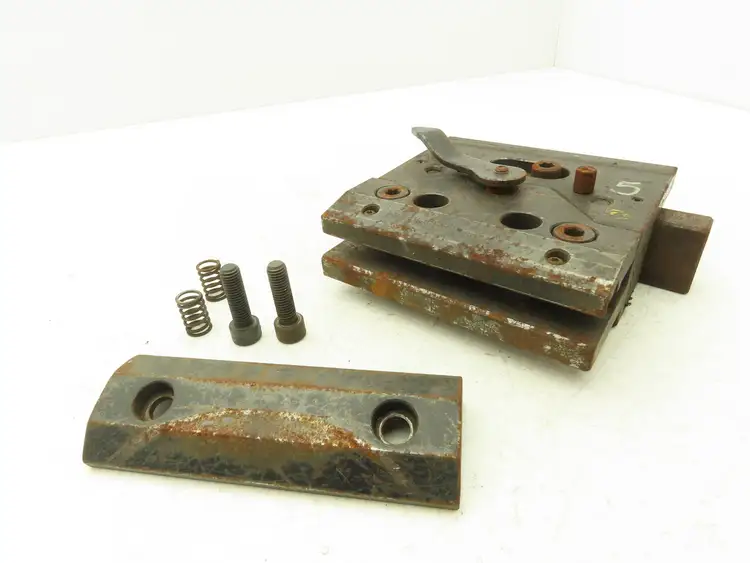 Used AMADA _UNKNOWN_ Die Holders Indiana US | Arrow Industrial #920795