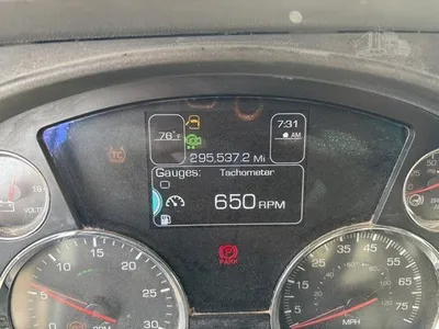 USED 2018 KENWORTH T880