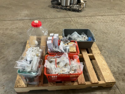 Used MIXED LOT OF BREWERS HARDWARE AND EQUIPMENT Brewing Equipment Michigan US | Miedema Asset Management Group #1761483