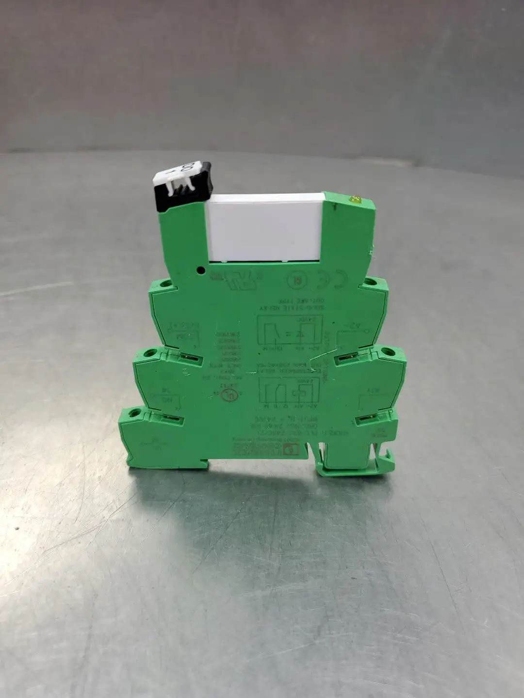 Phoenix Contact PLCBSC24DC/21 w/2961105 Relay Module. 4E31