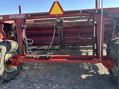 Used _UNKNOWN_ _UNKNOWN_ Windrowers/Swathers Idaho US | Tri-Steel Manufacturing #1557090