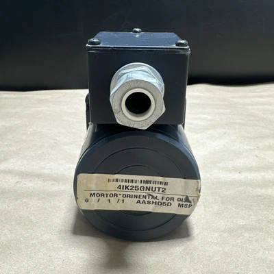 NEW Oriental Motor 4IK25GN-UT2