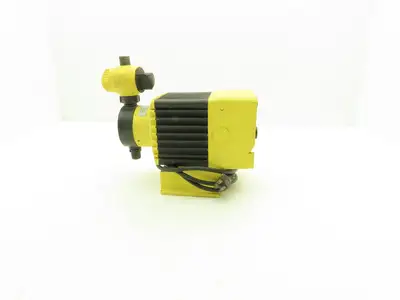 LMI Milton Roy B721-392SI Chemical Metering Dosing Pump 2.5 GPH 120V 100 PSI