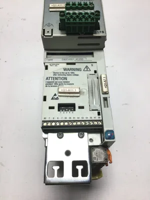 Lenze E82EV551-4C200 Vector Frequency Inverter