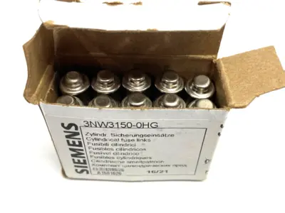 USED SIEMENS SENTRON CYLINDRICAL FUSE, SLOW BLOW, 15A