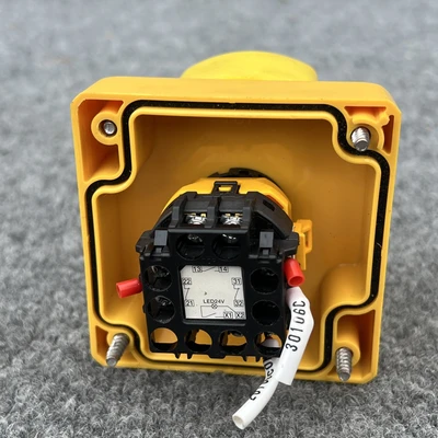 Used IDEC FB1W-HW1B-V402R Industrial Controls California US | Davliegogo LLC #1706206