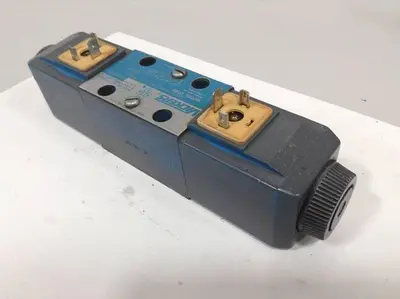 USED VICKERS DG4V-3-6C-M-U-HL7-60