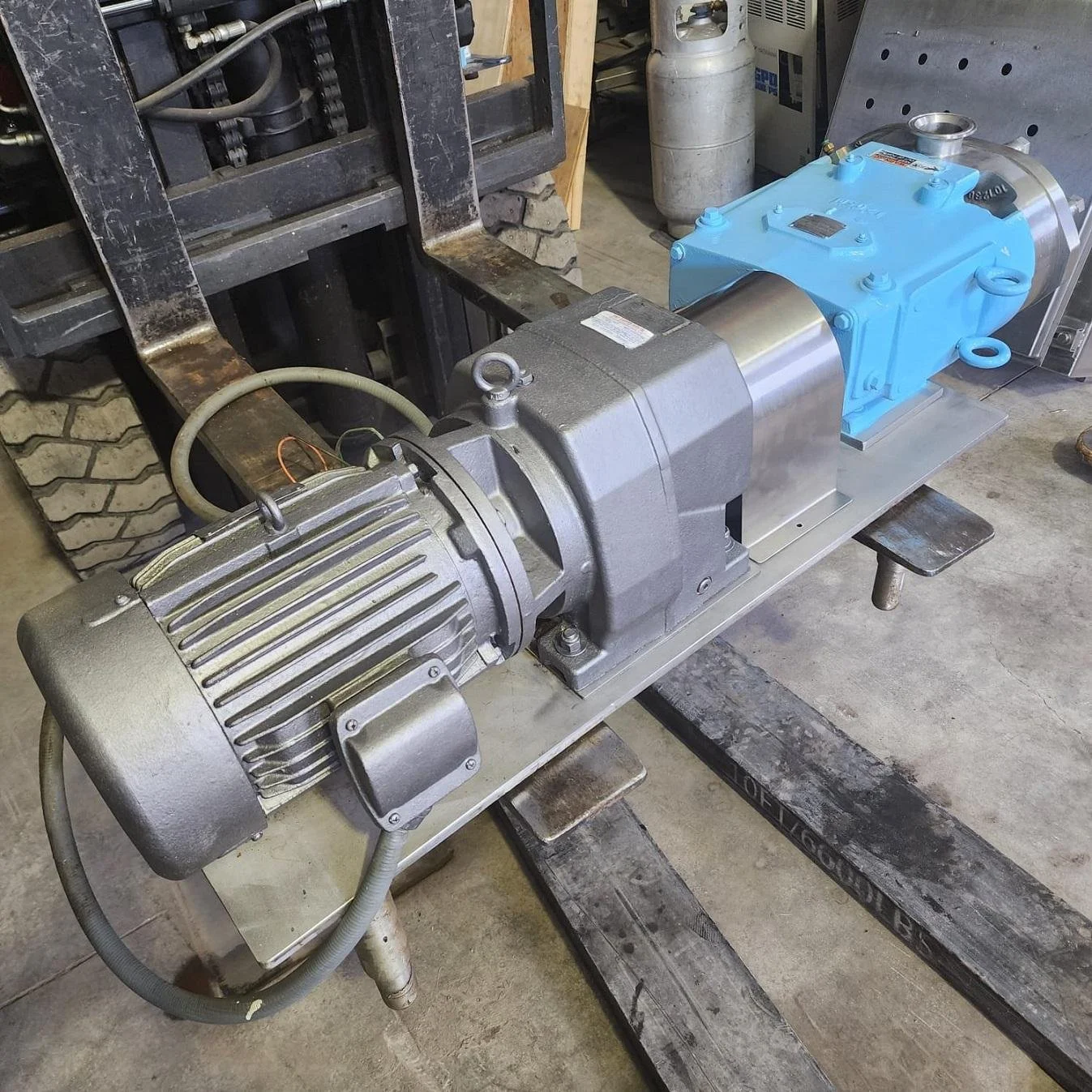 Waukesha Pump Model 045U2 # 38912