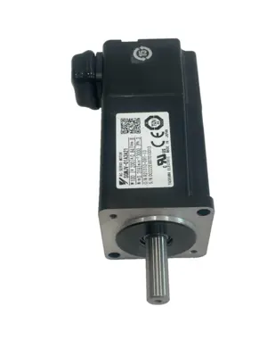 NEW YASKWA SGMJV-01A3A21 AC SERVO MOTOR SGMJV01A3A21