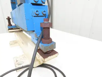 Used HOOSIER _UNKNOWN_ Vibratory Feeders Indiana US | Arrow Industrial #1436890