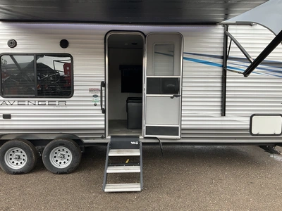Used 2021 FOREST RIVER PRIME TIME AVENGER Campers, Caravans, Motorhomes Michigan US | Miedema Asset Management Group #1322411
