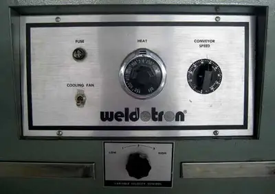 USED WELDOTRON 7121