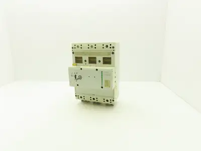 Moeller P10-630 Circuit Breaker 800A 690VAC 3 Pole W/Disconnect Mechanism DNZM10