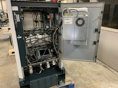 Used 2010 KUKA KR 100-2 PA 4 AXIS PALETTIZING ROBOT W/KRC 2 ED05 CONTROLLER Robots | Harbor Machinery Inc. #1283288