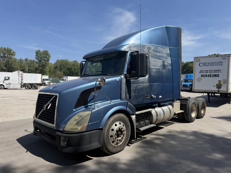 Used 2010 VOLVO VNL Conventional trucks Indiana US | Miedema Asset Management Group #1414542