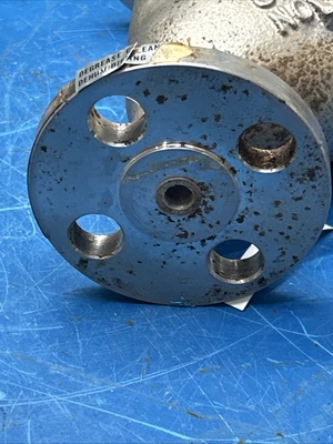 Kuka Okura SCS 14A .5" X .5" Stainless Flanged Y Strainer Shelf/ Storage Wear