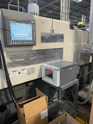 2015 MILACRON FANUC ROBOSHOT S2000I-275B-416G Injection Molding Horizontal/Vertical | Machinery Network (4)
