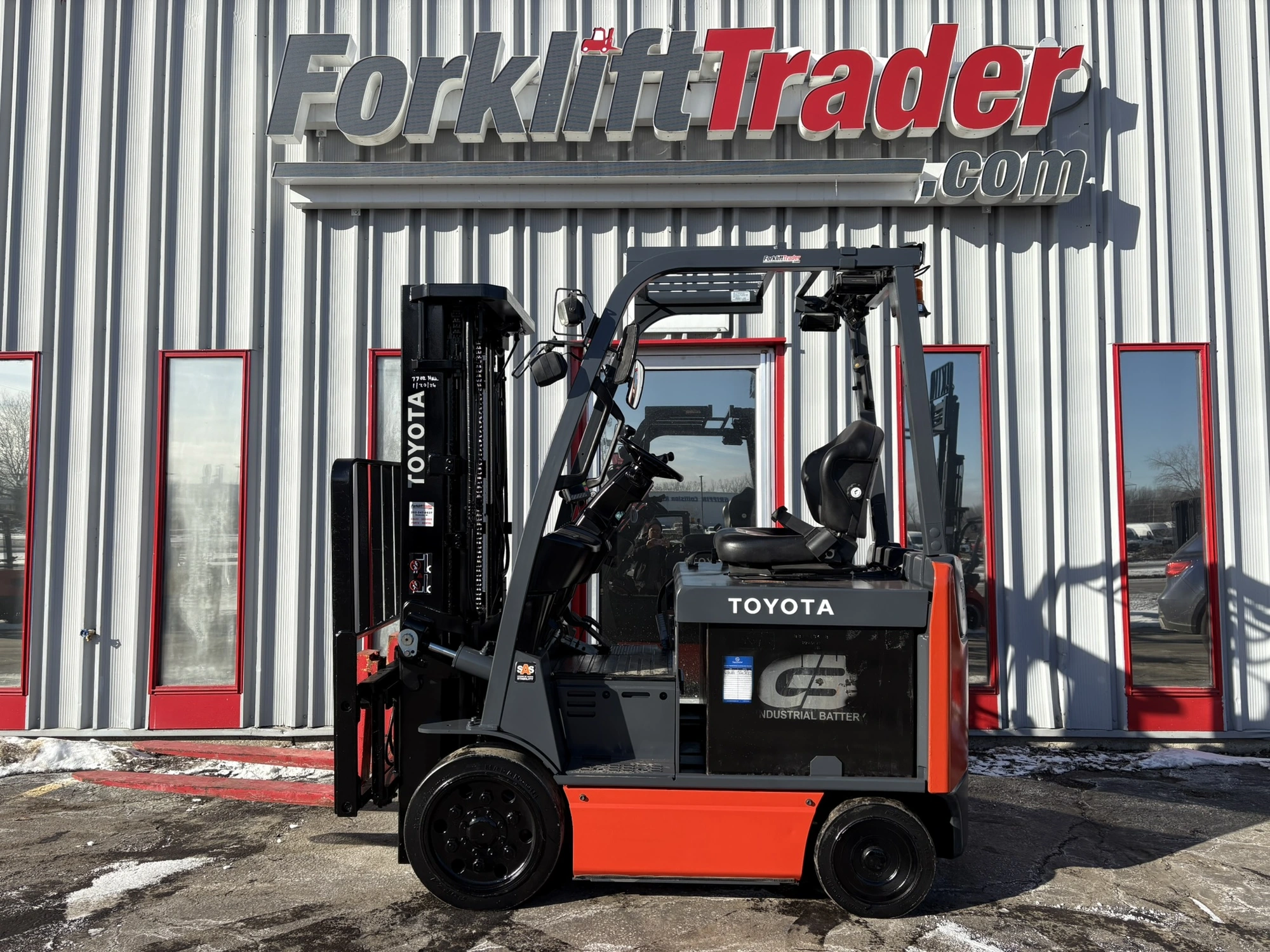USED 2021 TOYOTA 8FBCU25