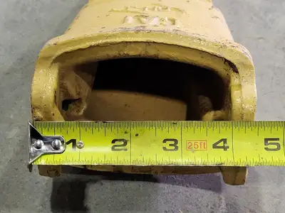 NEW CATERPILLAR 220-9092