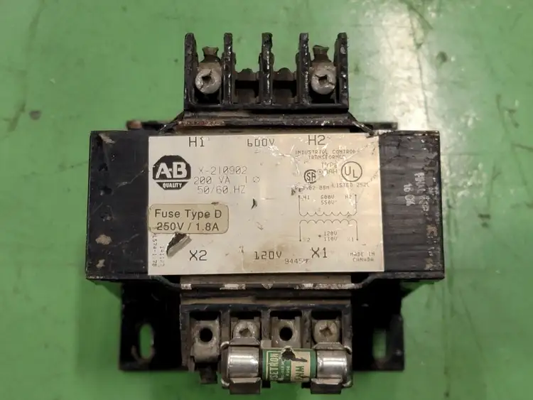 Used ALLEN-BRADLEY X-210902 Transformers British Columbia CA | Lenmark #264994