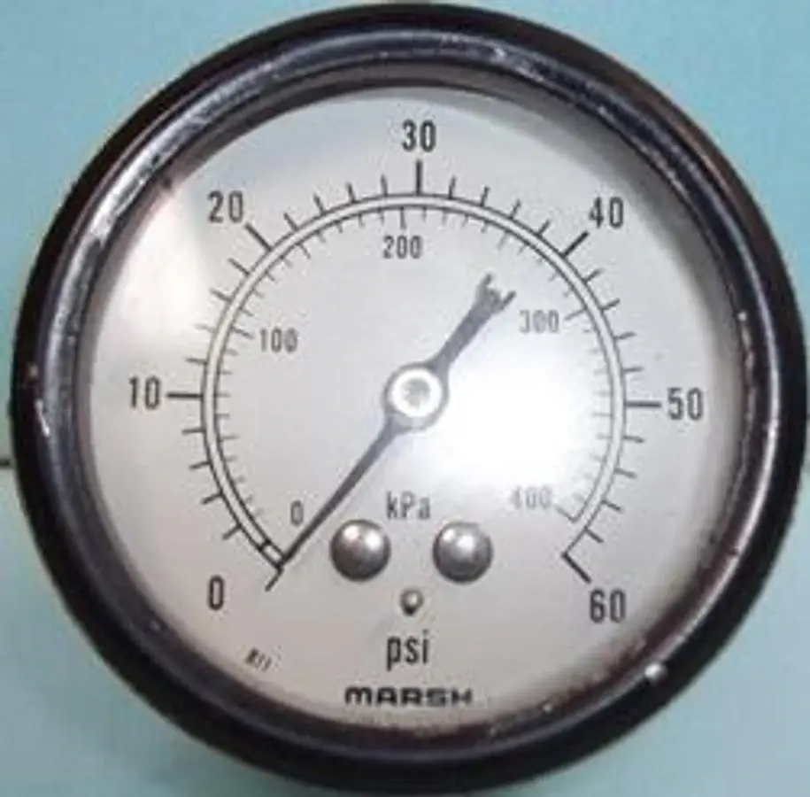 QTY. 1. MARSH PRESSURE GAUGE READING 0-60 PSI 0-40...