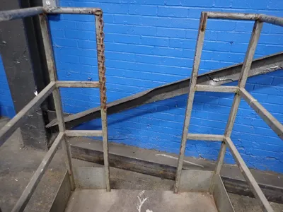 35" X 43" Work Platform